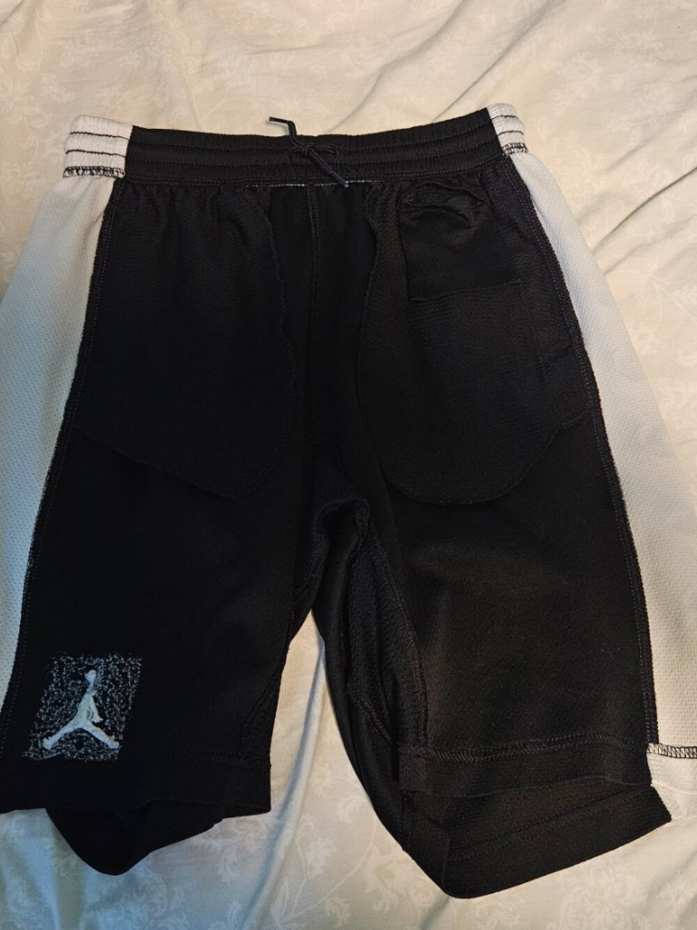 Jordan Youth Athletic Shorts - Black - Elastic Waist 24–26” - Side Pockets - Picture 4 of 5